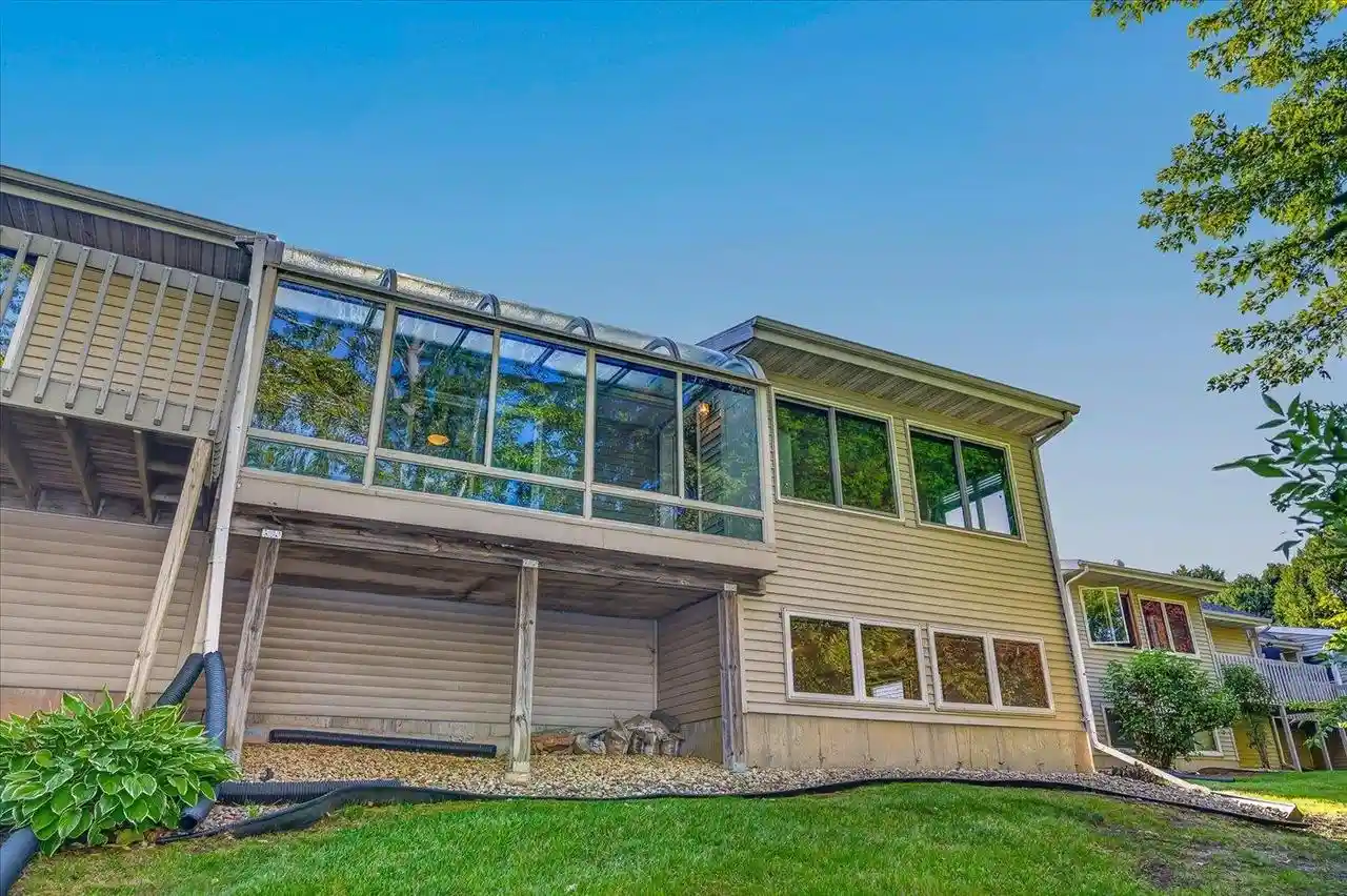 Photo 4 of Condo for sale at 659 Kensington Square Square, Stoughton, WI 53589 | MLS# 2031119 | Listing updated on 2026-09-13