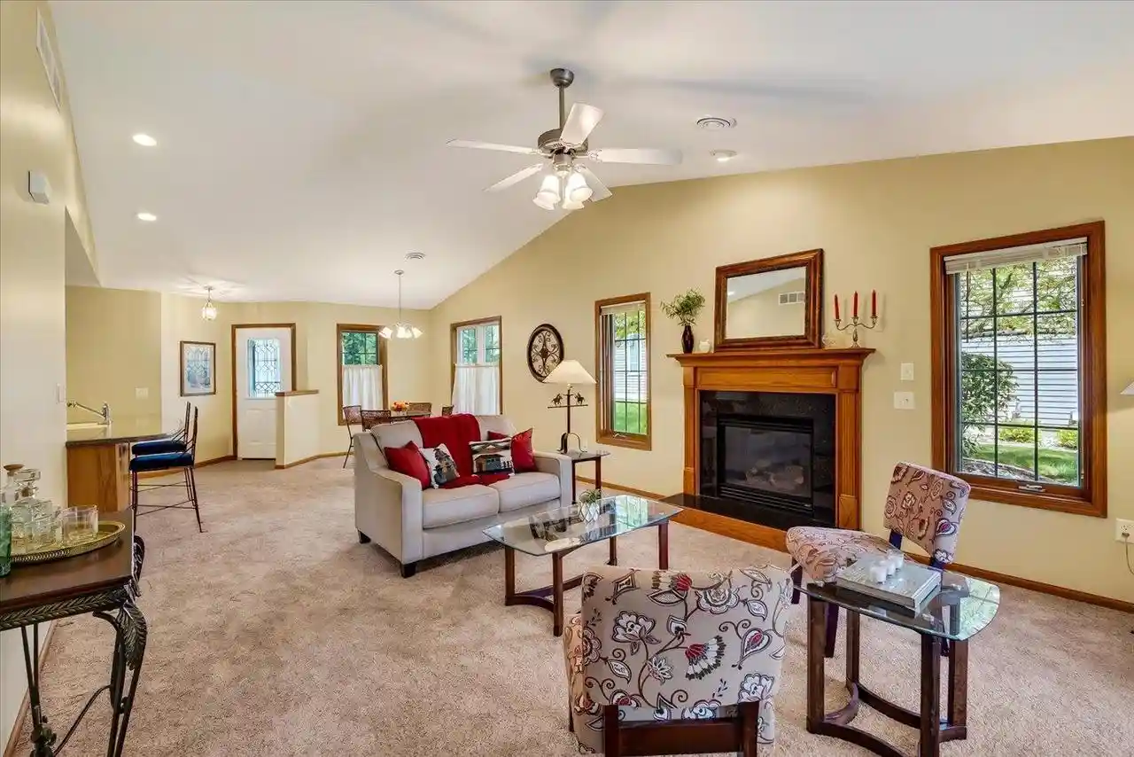 Photo 4 of Condo for sale at 640 Springbrook Circle Circle, Deforest, WI 53532 | MLS# 2031125 | Listing updated on 2026-09-15