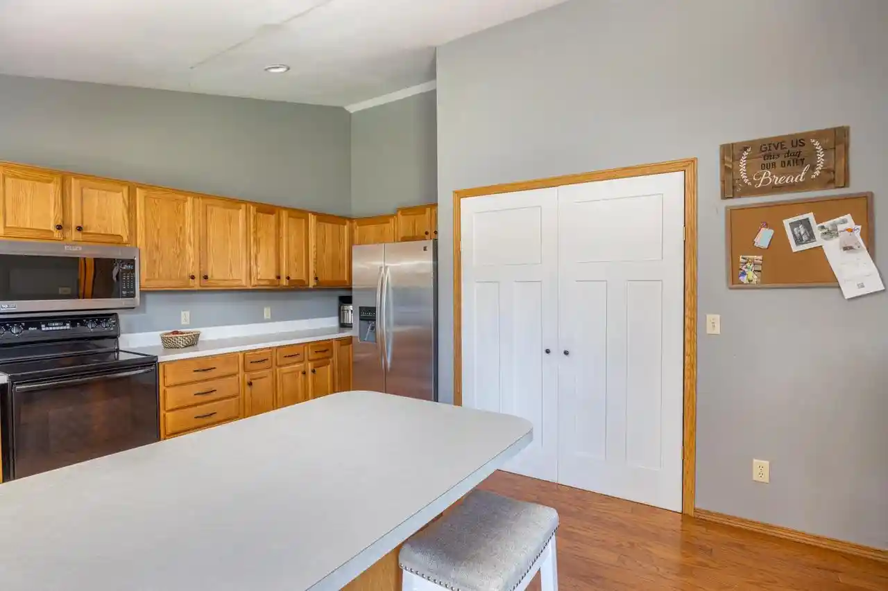 Photo 3 of Single family home for sale at 1900 Fieldcrest Dr Dr, Kaukauna, WI 54130 | MLS# 50331518 | Listing updated on 2026-08-25