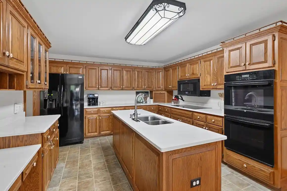 2nd image of N27w30818 Golf Hills Dr Dr, Pewaukee, WI 53072 | MLS# 1977503