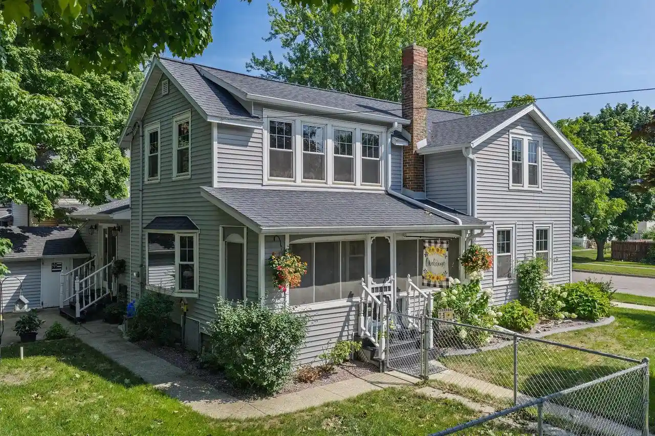 Photo 1 of Single family home for sale at 549 3rd Street Street, Reedsburg, WI 53959 | MLS# 2031130 | Listing updated on 2026-09-01
