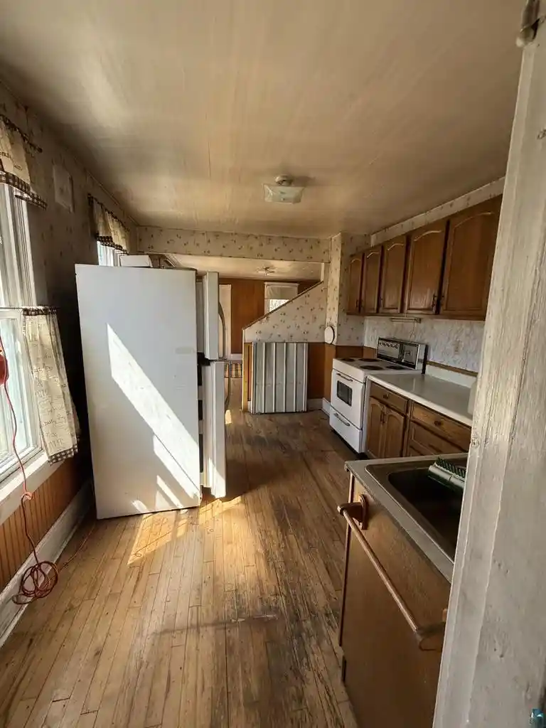 Photo 2 of Single family home for sale at 39335 State Hwy 169, Mellen, WI 54546 | MLS# 6127549 | Listing updated on 2026-10-14
