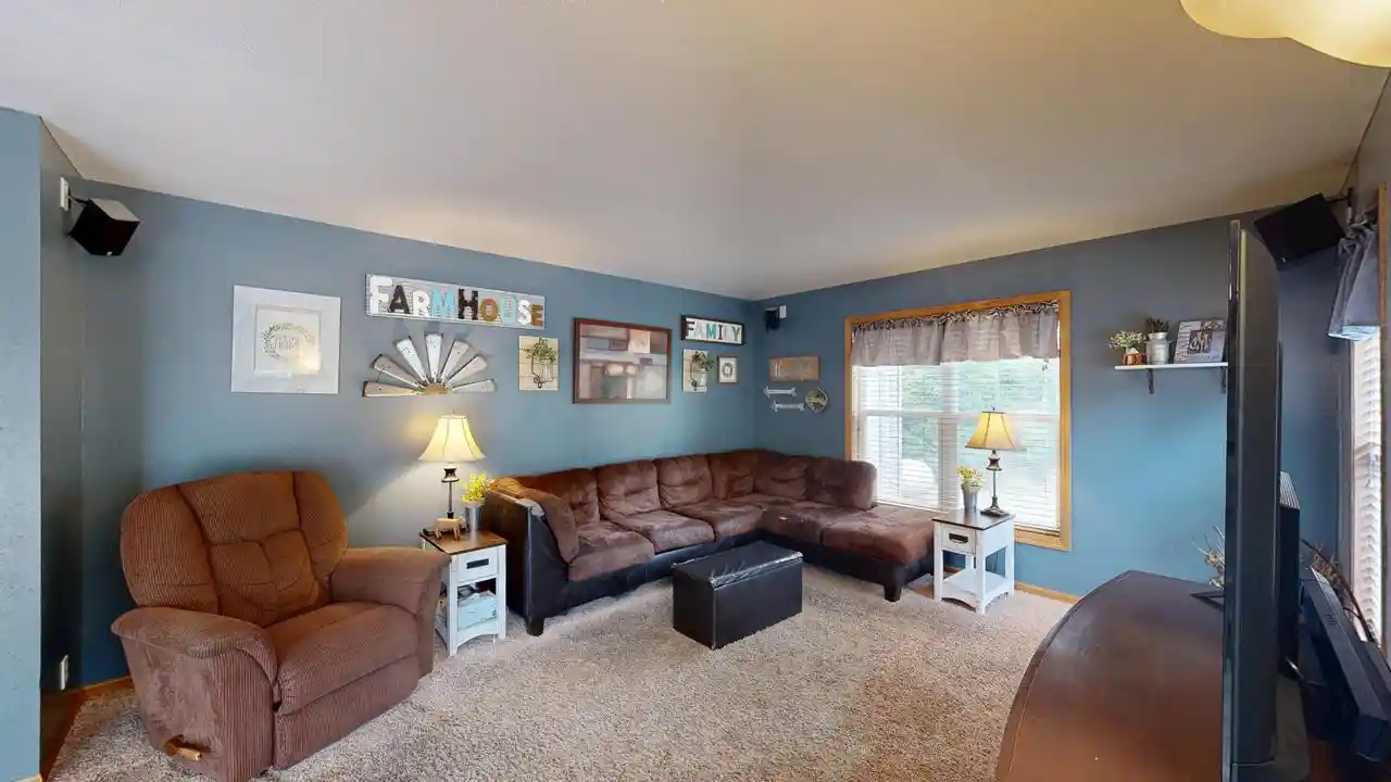 3rd image of 33497 Yeager Lane Lane, Lone Rock, WI 53556 | MLS# 1977512