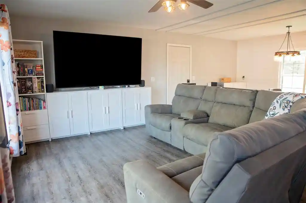 Photo 4 of Single family home for sale at 516 Priddy St, Bloomer, WI 54724 | MLS# 1604474 | Listing updated on 2026-10-03