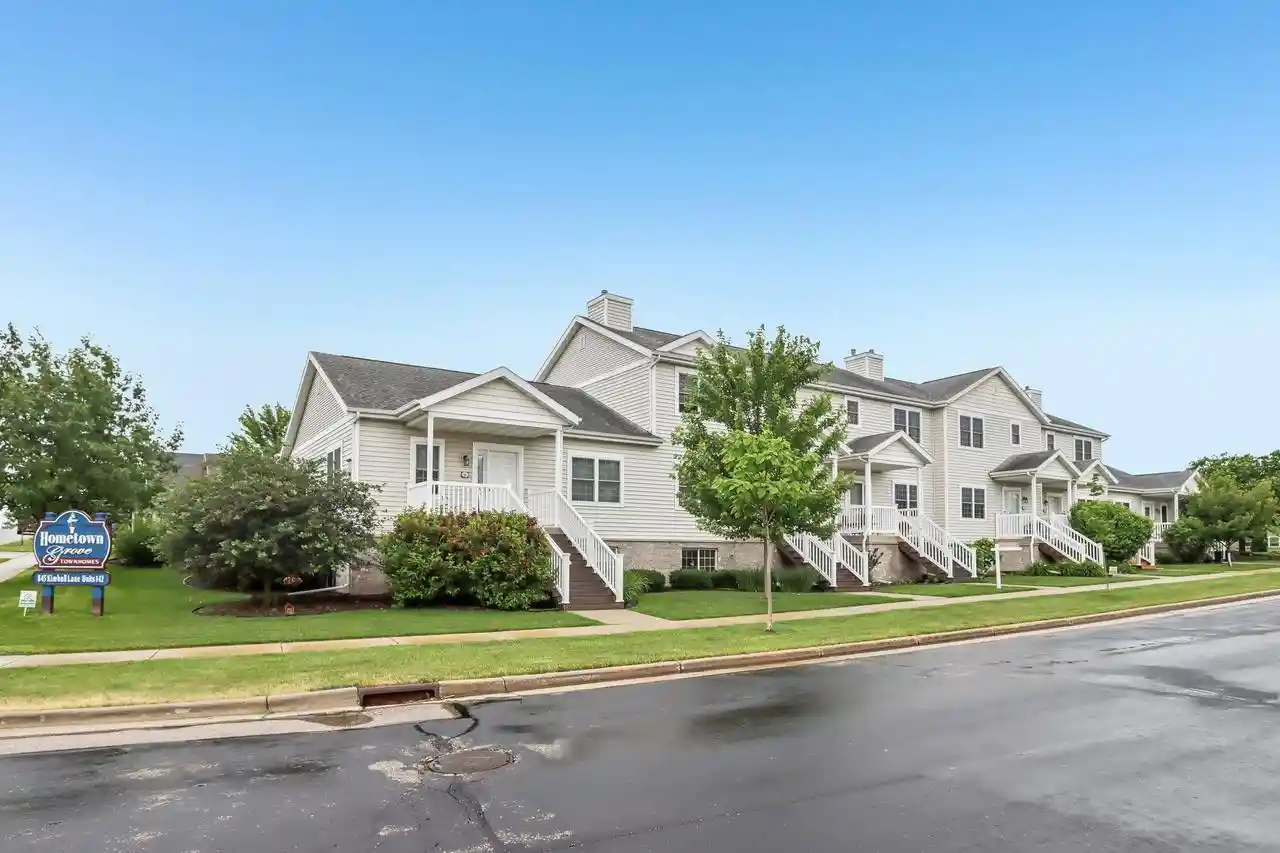 1st image of 845 Kimball Lane Lane #4, Verona, WI 53593 | MLS# 2031138