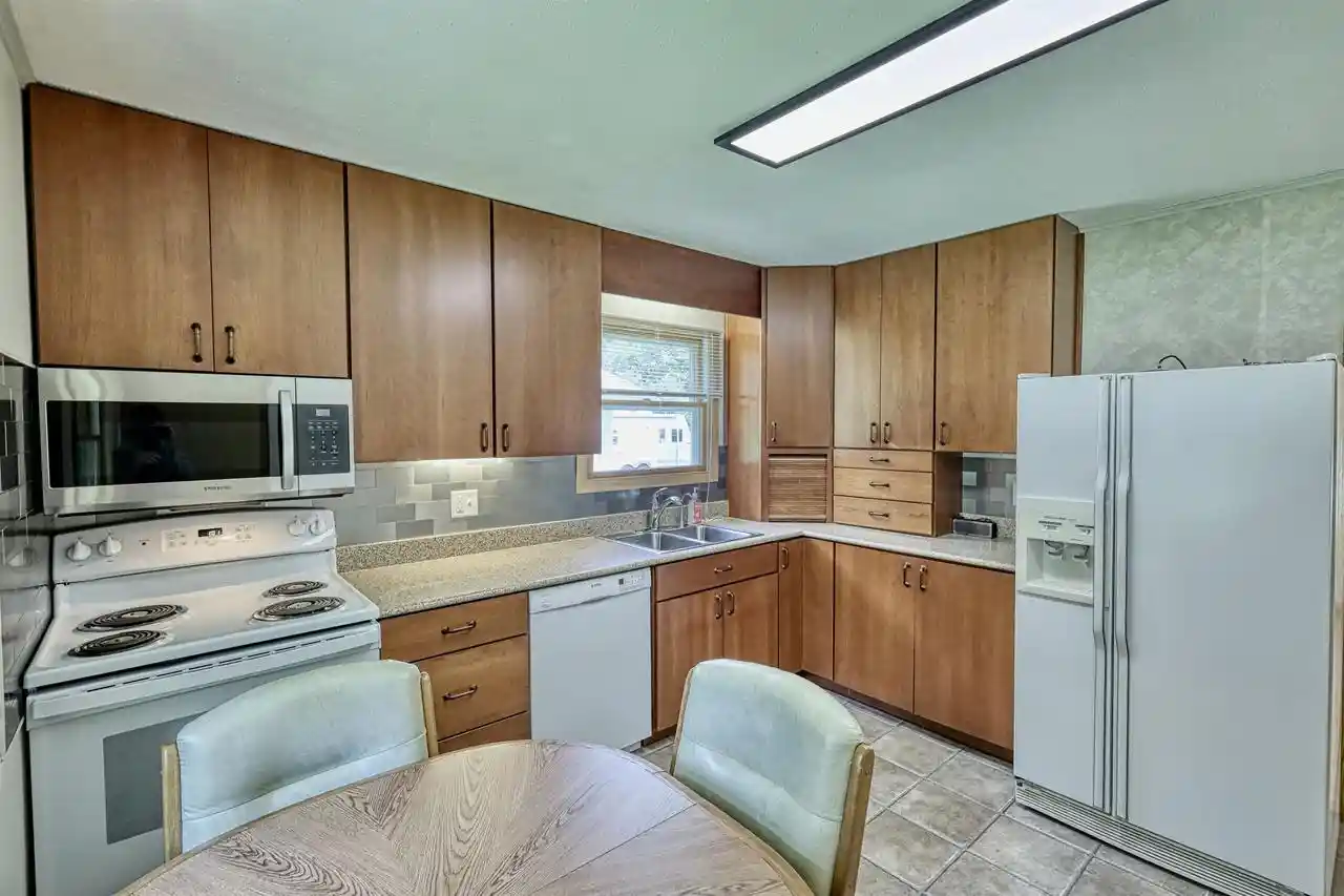 Photo 3 of Sale Pending at 2012 S Terry Court Court, Beloit, WI 53511 | MLS# 2031144 | Listing updated on 2026-09-10