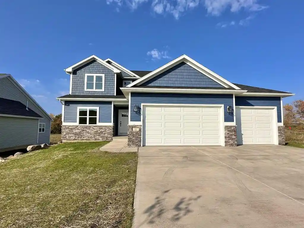 Photo 1 of Single family home for sale at 305 Michelle Lane Lane, Cottage Grove, WI 53527 | MLS# 2031147 | Listing updated on 2026-09-02