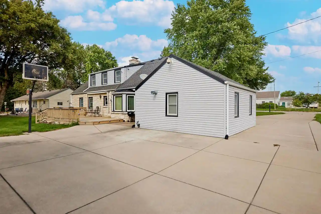 32nd image of 113 N 121st Street Street, Wauwatosa, WI 53226 | MLS# 1977529