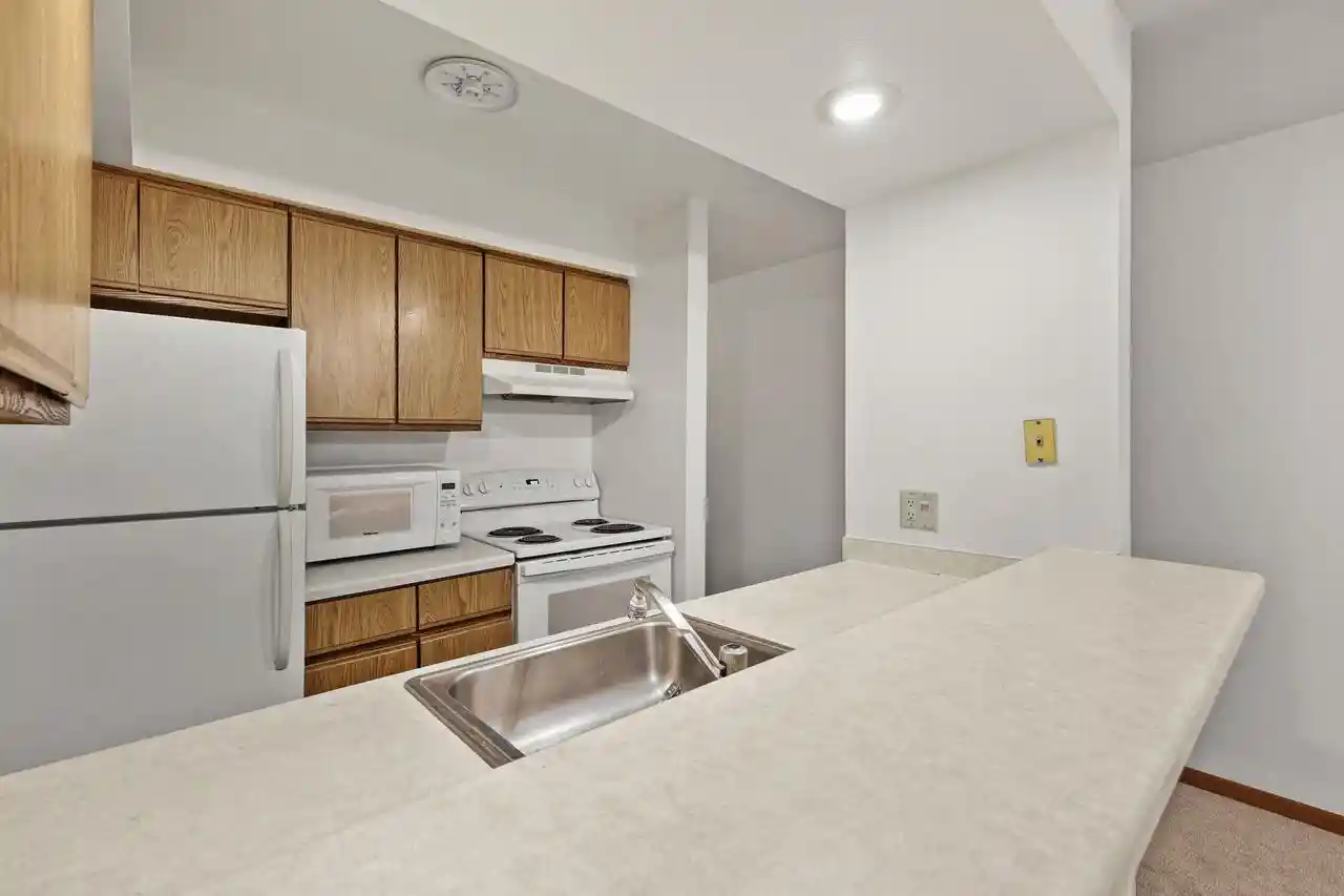 2nd image of 7502 Westward Way Way, Madison, WI 53717 | MLS# 2031155