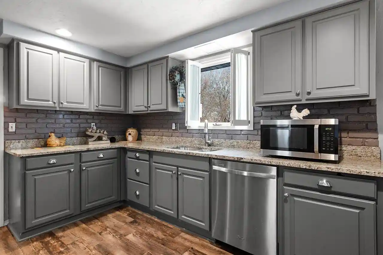 Photo 3 of Single family home for sale at 100 St Francis Dr Dr, Green Bay, WI 54301 | MLS# 50331559 | Listing updated on 2026-09-07