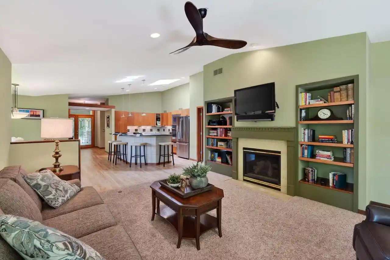 4th image of 106 Aspen Glen Dr Dr, Spring Green, WI 53588 | MLS# 2031168