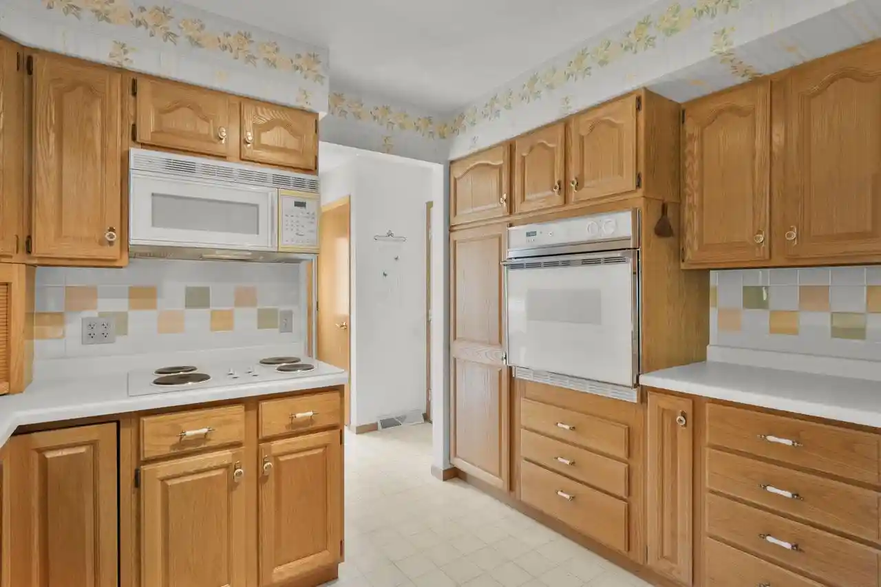 Photo 3 of Single family home for sale at 140 Vilas Hibbard Parkway Parkway, Lodi, WI 53555 | MLS# 2031167 | Listing updated on 2026-08-29