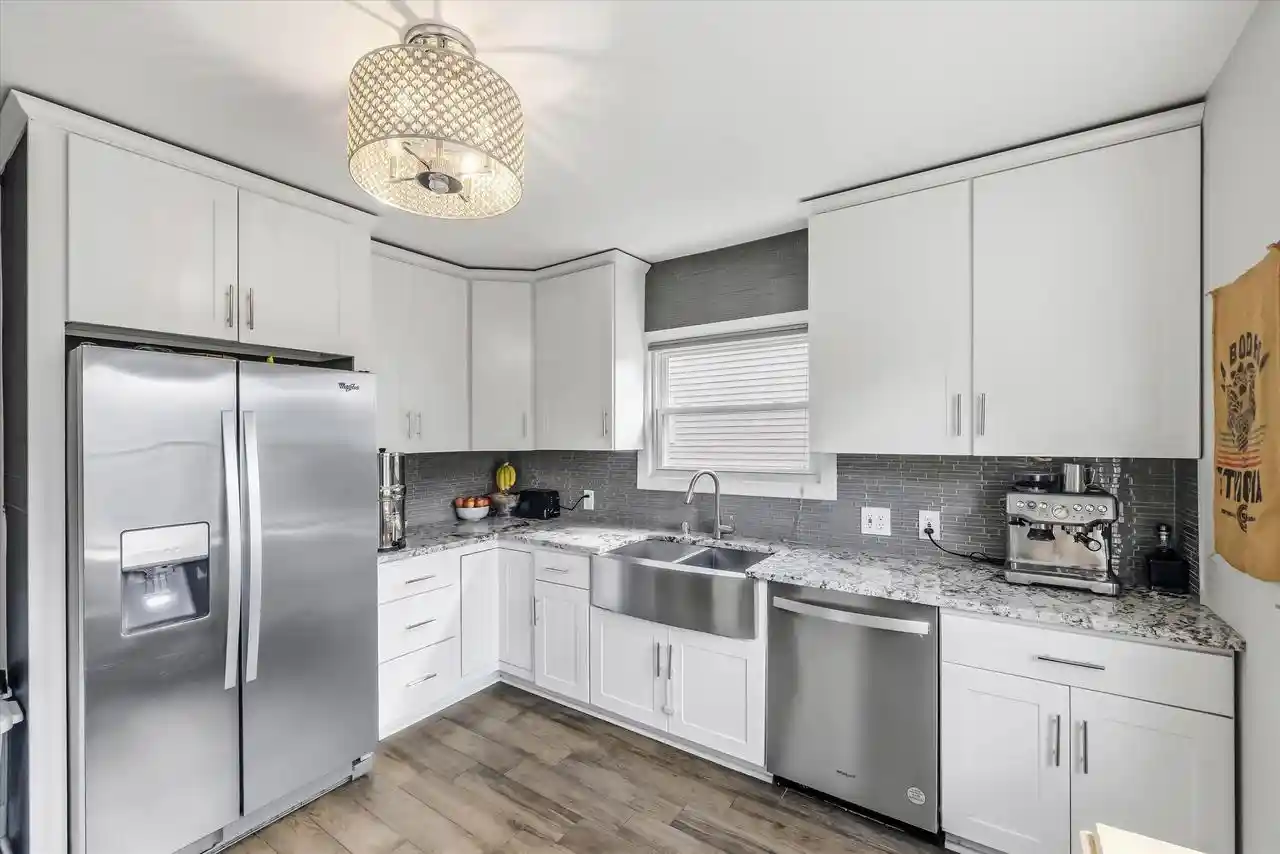 3rd image of 3313 N Bremen Street Street, Milwaukee, WI 53212 | MLS# 1977557