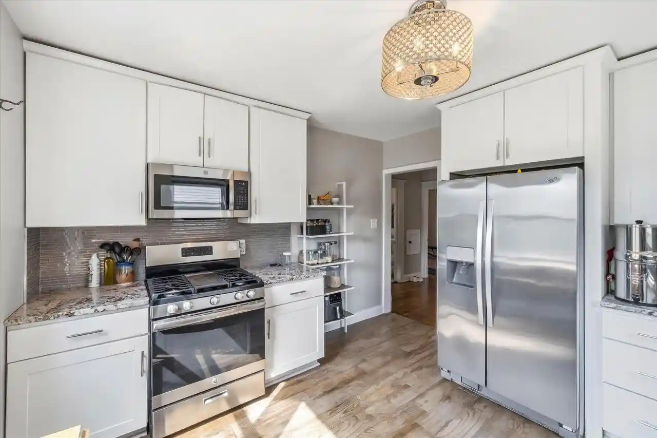 4th image of 3313 N Bremen Street Street, Milwaukee, WI 53212 | MLS# 1977557