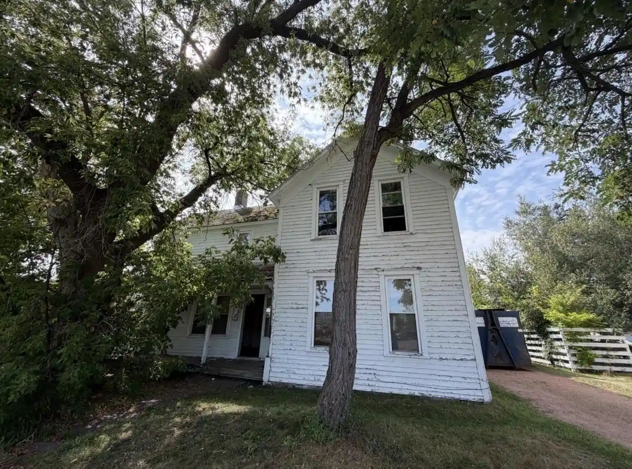 1st image of 906 N 1st Avenue Avenue, Wausau, WI 54401 | MLS# 22604140