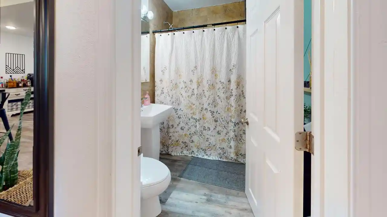 Photo 3 of Single family home for sale at 9205 S Chicago Rd, Oak Creek, WI 53154 | MLS# 1977565 | Listing updated on 2026-09-11