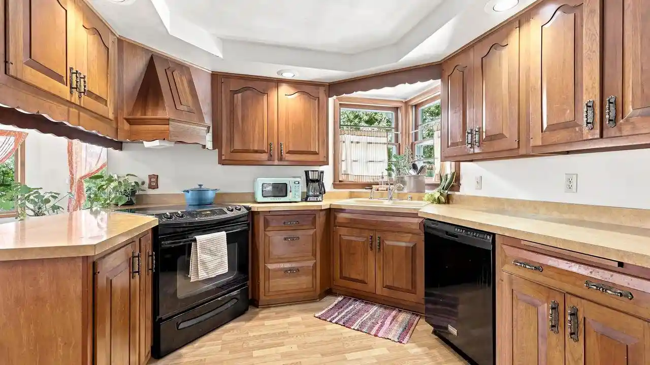4th image of 1401 Fayette Road Road, Darlington, WI 53530 | MLS# 2031178