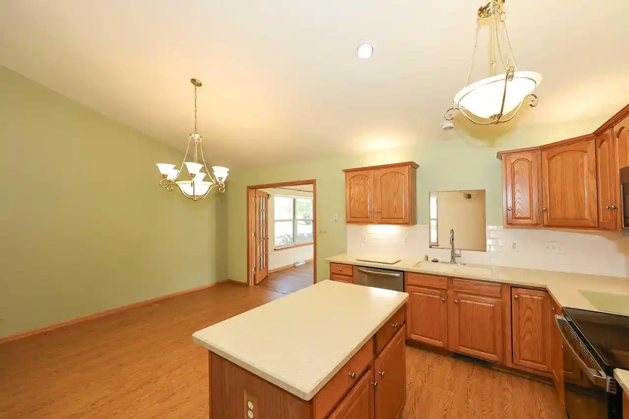 36th image of 6652 S Scenic Court Court, Franklin, WI 53132 | MLS# 1977573