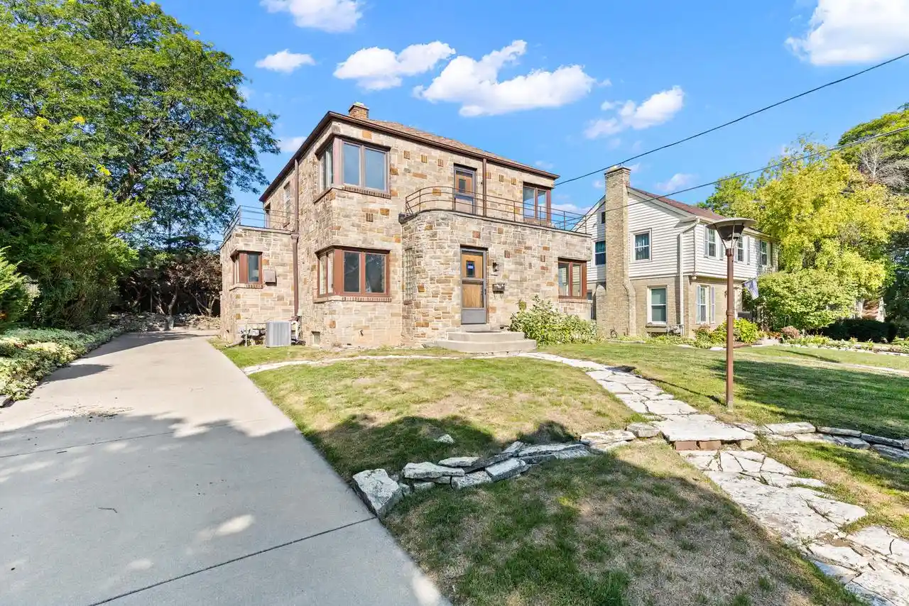 Photo 1 of Single family home for sale at 3765 S 3rd Street Street, Milwaukee, WI 53207 | MLS# 1977575 | Listing updated on 2026-09-18