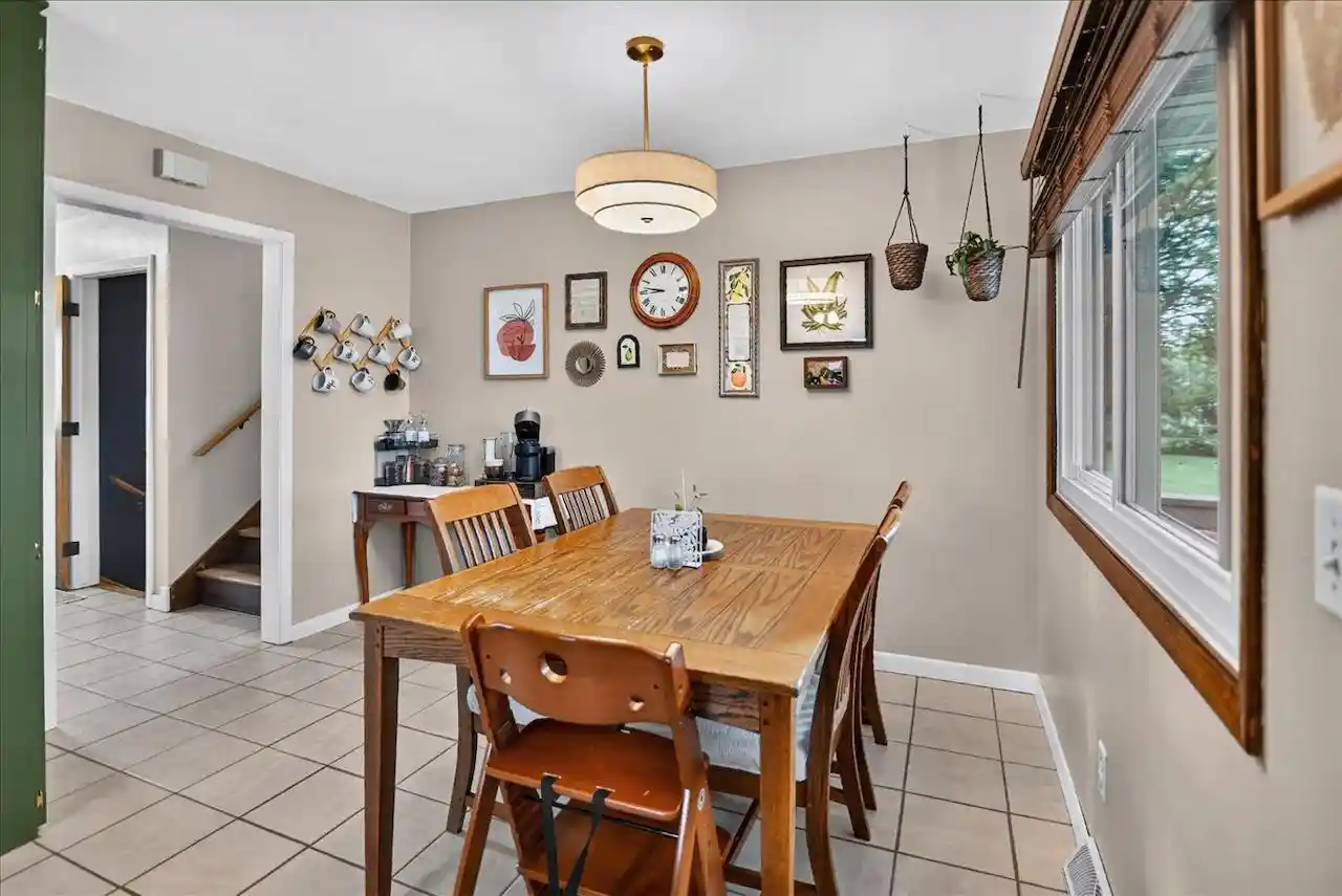 2nd image of 929 Ring Street Street, Sun Prairie, WI 53590 | MLS# 2031182