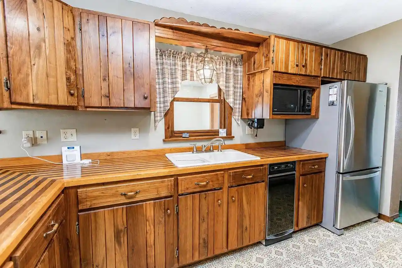 4th image of 109 N Rogers Street Street, Dodgeville, WI 53533 | MLS# 2031187
