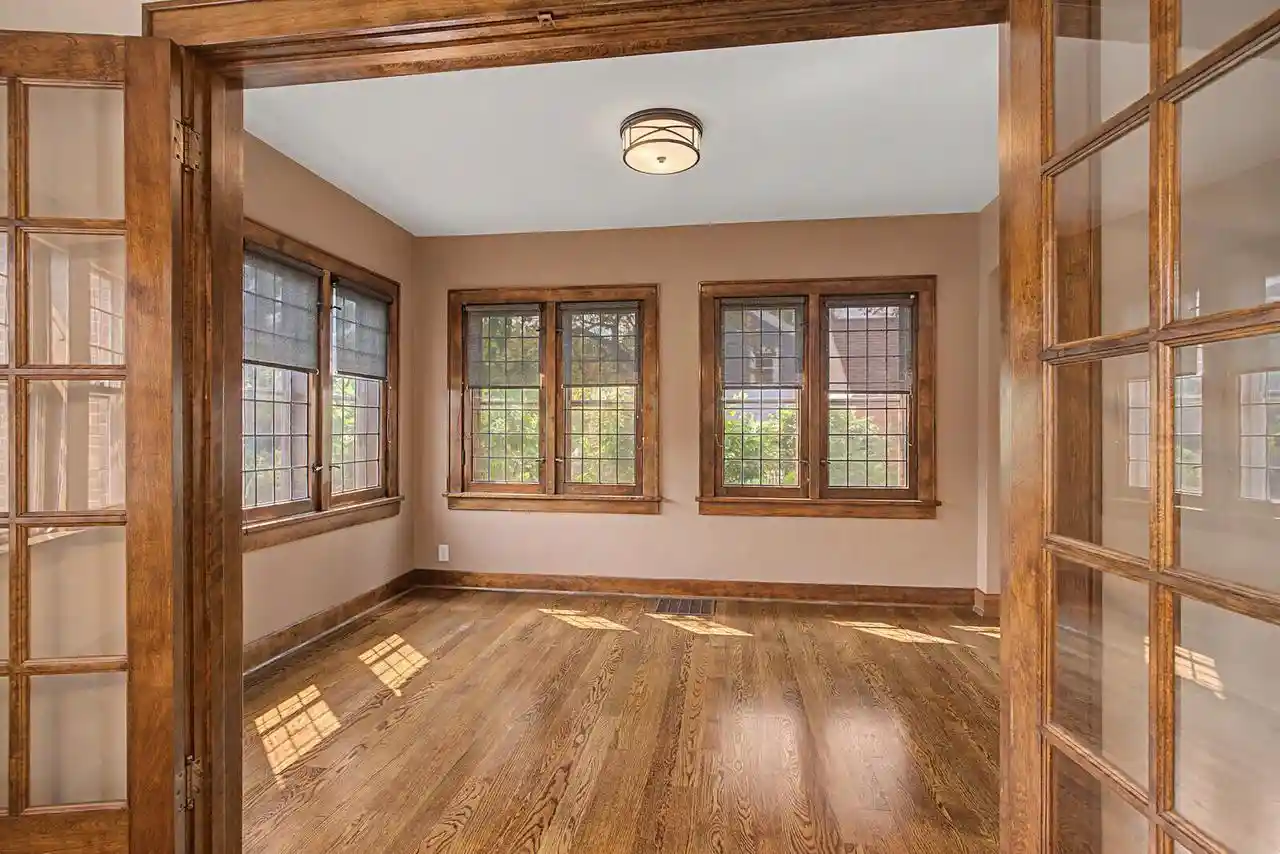 Photo 4 of Sale Pending at 1529 Cass Street Street, La Crosse, WI 54601 | MLS# 1977595 | Listing updated on 2026-09-09