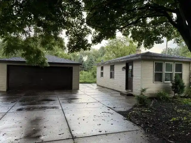 1st image of 7105 Old Spring Street Street, Mount Pleasant, WI 53406 | MLS# 1977596