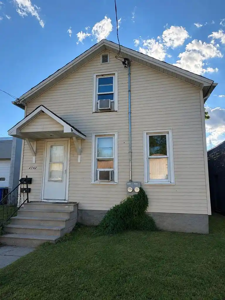1st image of 4042 13th Avenue Avenue, Kenosha, WI 53140 | MLS# 1977605