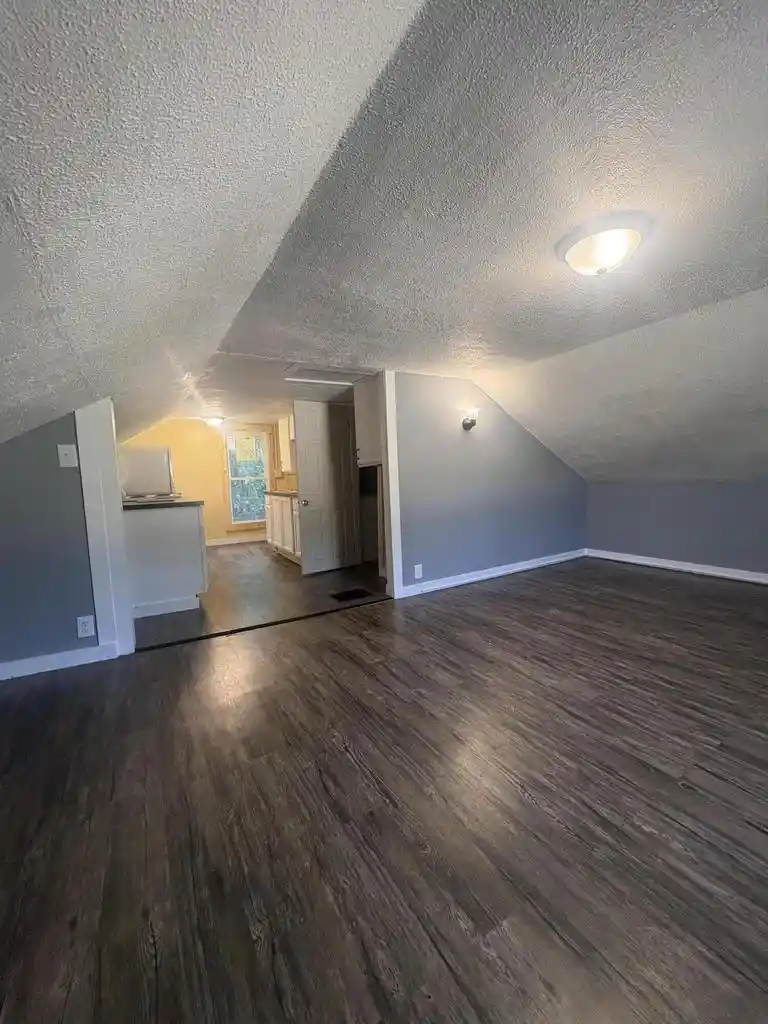 2nd image of 4042 13th Avenue Avenue, Kenosha, WI 53140 | MLS# 1977605