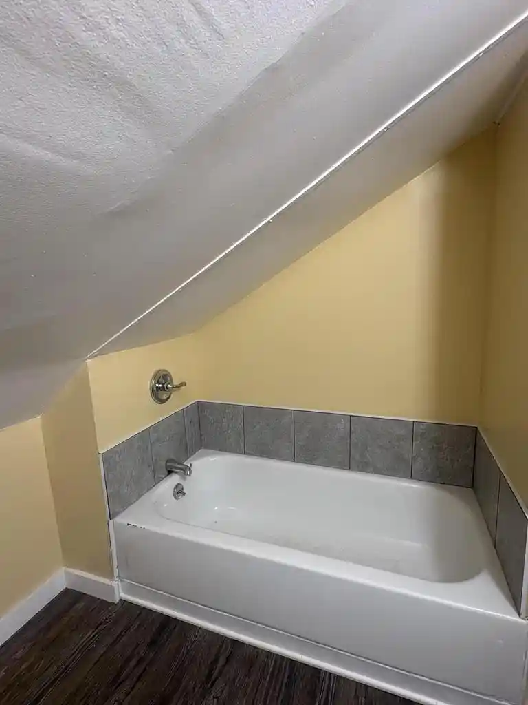 3rd image of 4042 13Th Avenue Avenue, Kenosha, WI 53140 | MLS# 1977605
