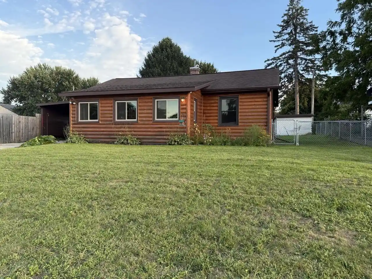 Photo 1 of Single family home for sale at 214 High St, Rio, WI 53960 | MLS# 2031190 | Listing updated on 2026-09-23