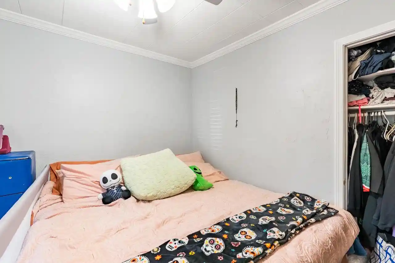 Photo 3 of Single family home for sale at 825 S 11th Avenue Avenue, Wausau, WI 54401 | MLS# 22604143 | Listing updated on 2026-08-27