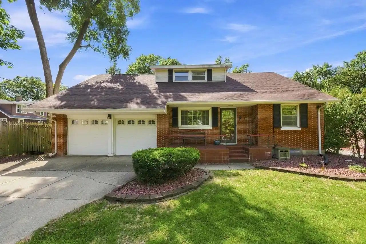 Photo 1 of Single family home for sale at 1436 Carrington Street Street, Janesville, WI 53546 | MLS# 2031194 | Listing updated on 2026-09-21