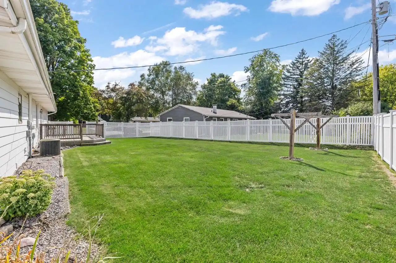 33rd image of 1125 Western Avenue Avenue, Kewaskum, WI 53040 | MLS# 1977620