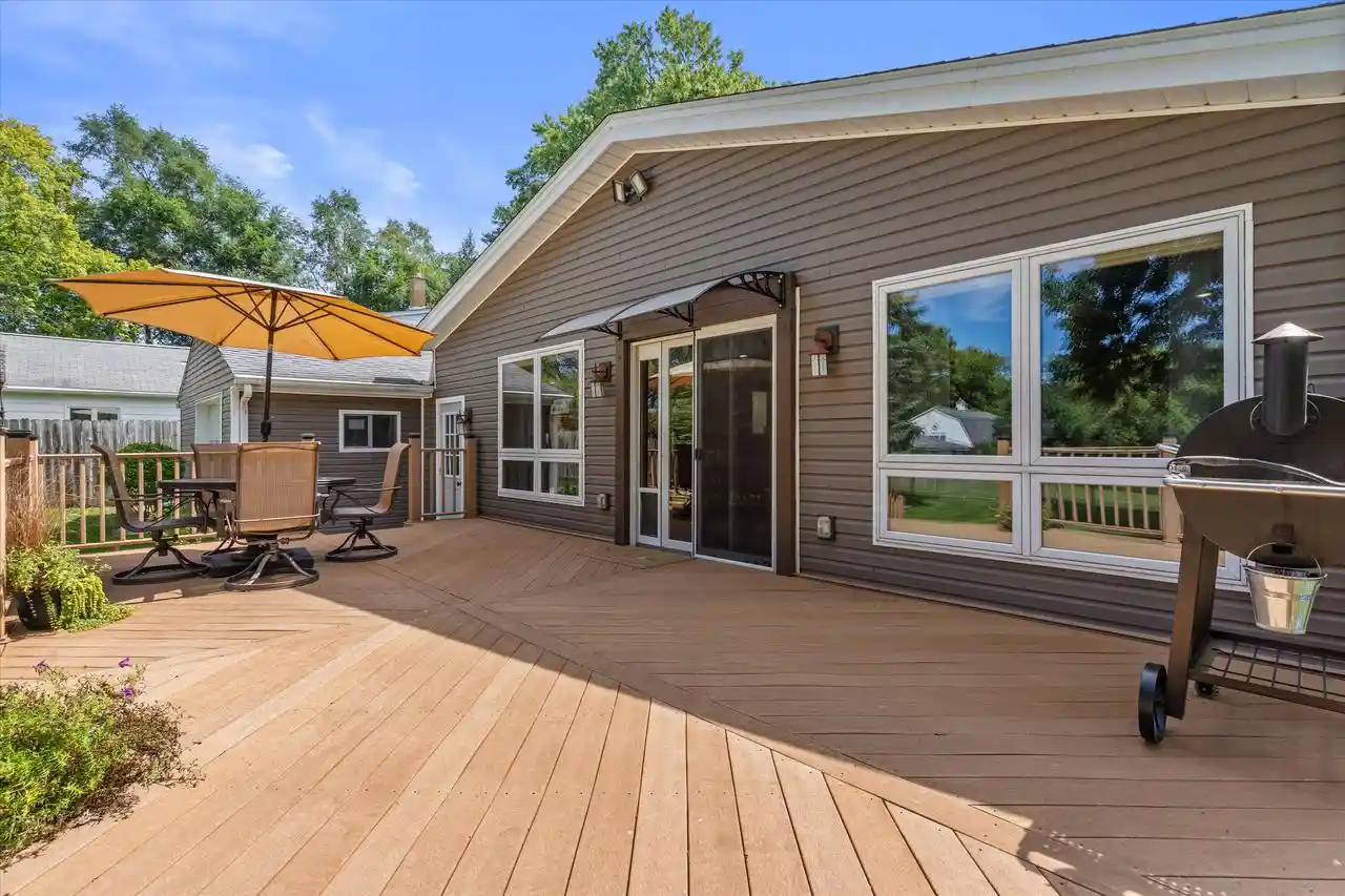 5th image of N120W15982 Freistadt Road Road, Germantown, WI 53022 | MLS# 1977624