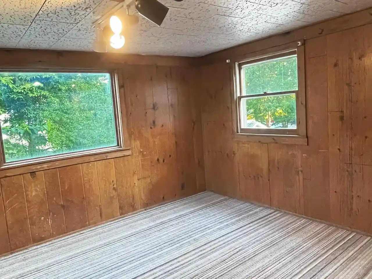 3rd image of 1329 Yates Avenue Avenue, Beloit, WI 53511 | MLS# 2031197