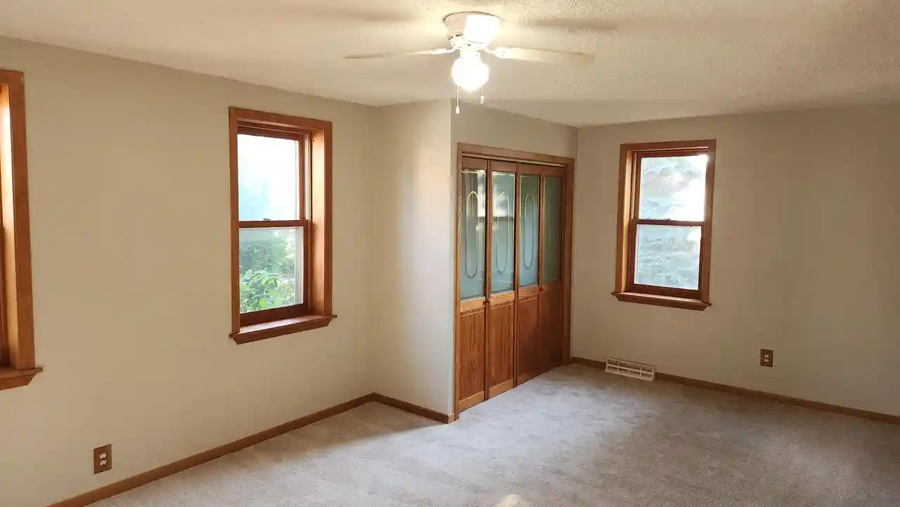 5th image of 825 St Patrick Street Street, Racine, WI 53402 | MLS# 1977625