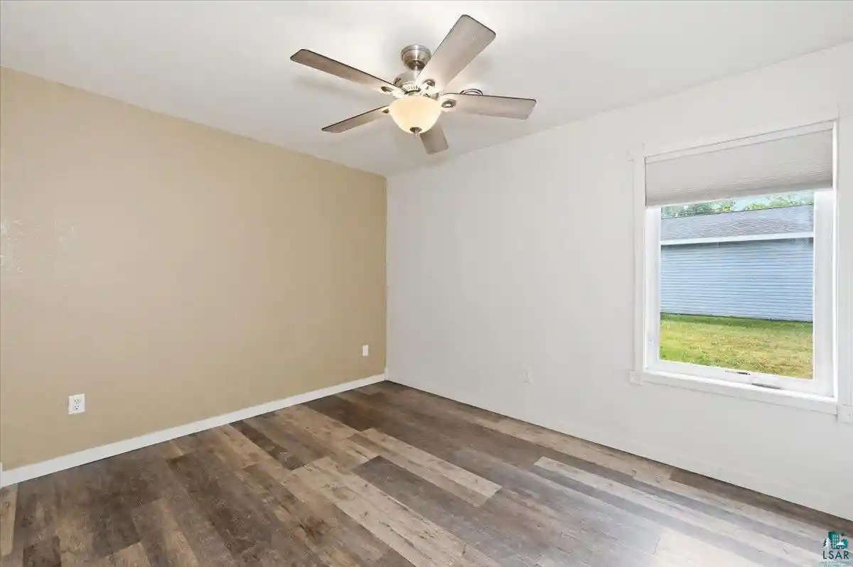 2nd image of 5729 Oakes Ave Ave, Superior, WI 54880 | MLS# 6127573