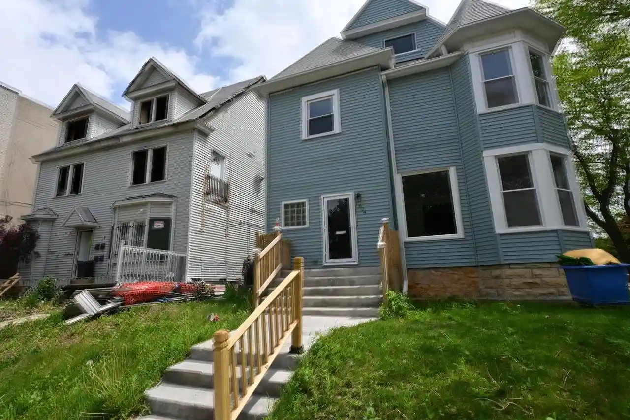 Photo 3 of Multi family home for sale at 608 N 30Th Street Street, Milwaukee, WI 53208 | MLS# 1977630 | Listing updated on 2026-08-25