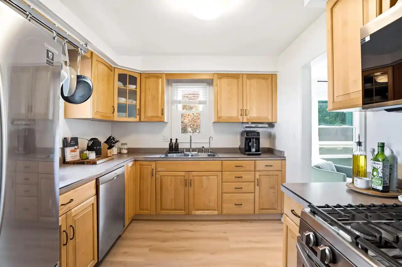 Photo 4 of Single family home for sale at 140 E Green Tree Rd, Milwaukee, WI 53217 | MLS# 1977631 | Listing updated on 2026-09-05