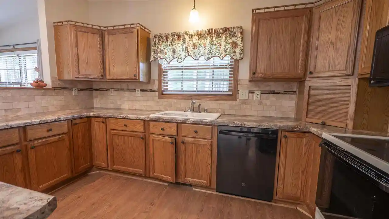 2nd image of E846 Arrowhead Dr Dr, Waupaca, WI 54981 | MLS# 50331591