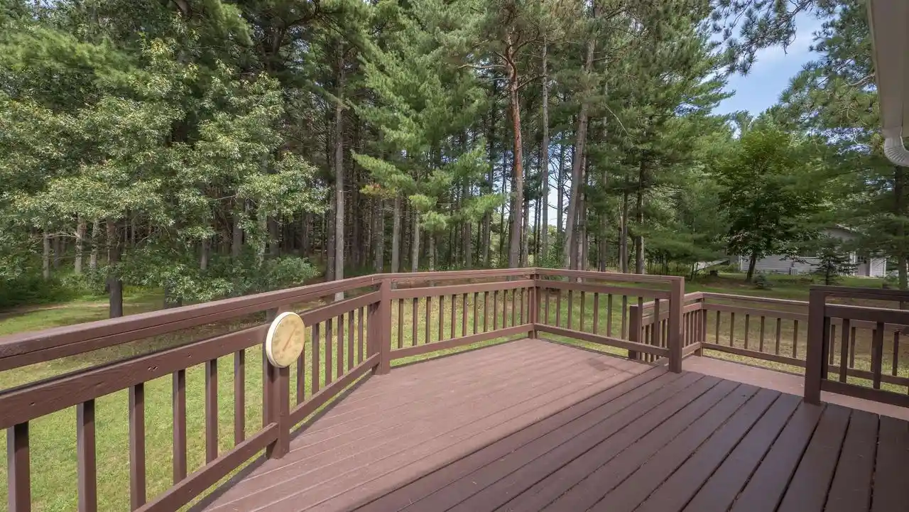 5th image of E846 Arrowhead Dr Dr, Waupaca, WI 54981 | MLS# 50331591