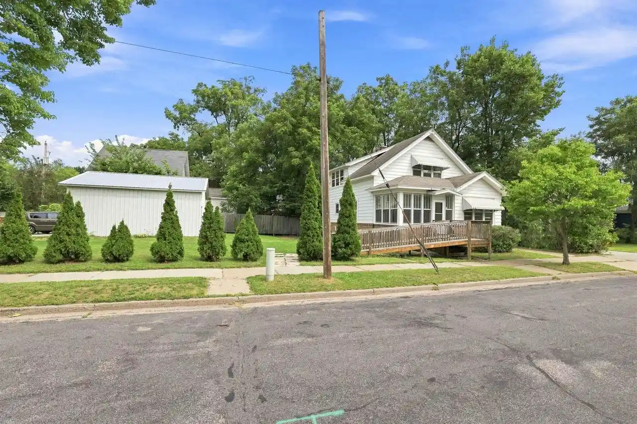 Photo 1 of Single family home for sale at 1709 Church Street Street, Stevens Point, WI 54481 | MLS# 22604148 | Listing updated on 2026-09-19