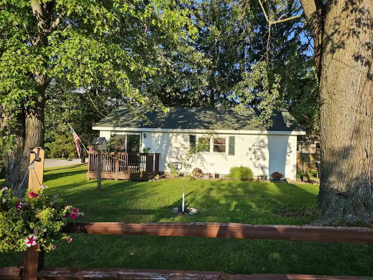1st image of 705 E Alfred Street Street, Weyauwega, WI 54983 | MLS# 50331595