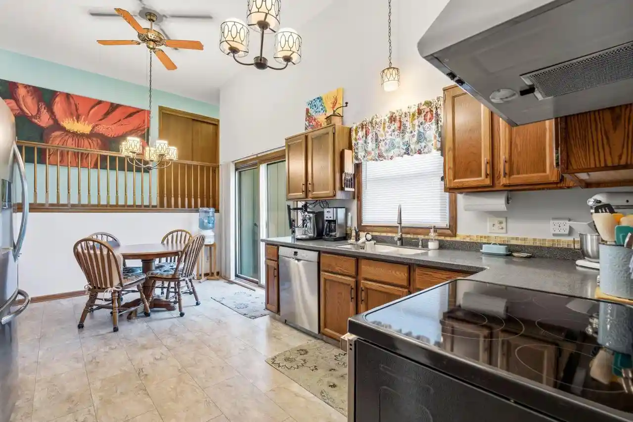 Photo 3 of Single family home for sale at 719 Wexford Way Way, Hartland, WI 53029 | MLS# 1977651 | Listing updated on 2026-09-14