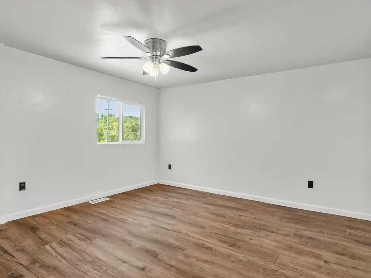 4th image of W2940 County Road C, Sheboygan Falls, WI 53085 | MLS# 1977655