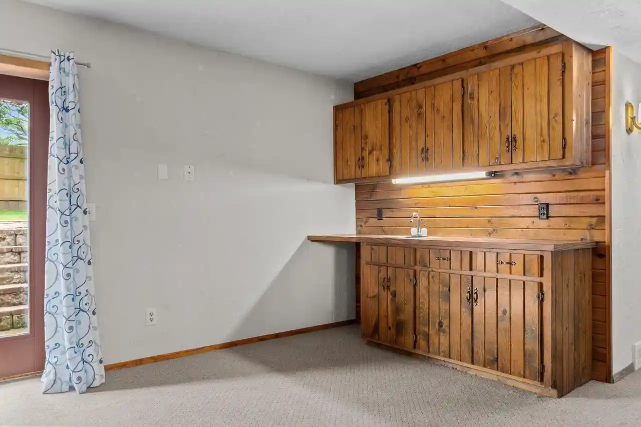 Photo 3 of Single family home for sale at 1400 S Chickadee Lane Lane, Appleton, WI 54915 | MLS# 50331596 | Listing updated on 2026-09-14