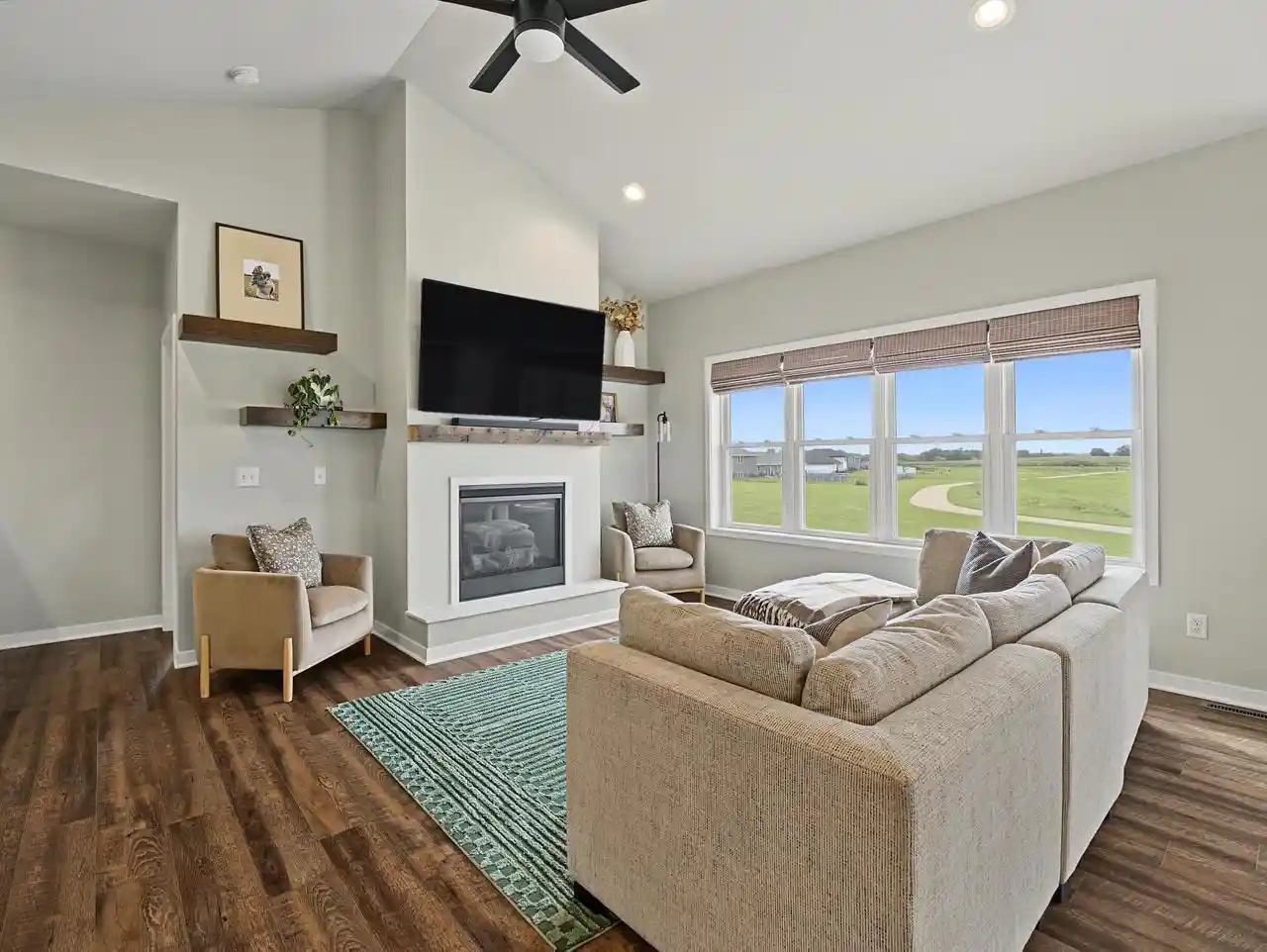 Photo 2 of Single family home for sale at 727 Badger Dr, Evansville, WI 53536 | MLS# 2031209 | Listing updated on 2026-09-22