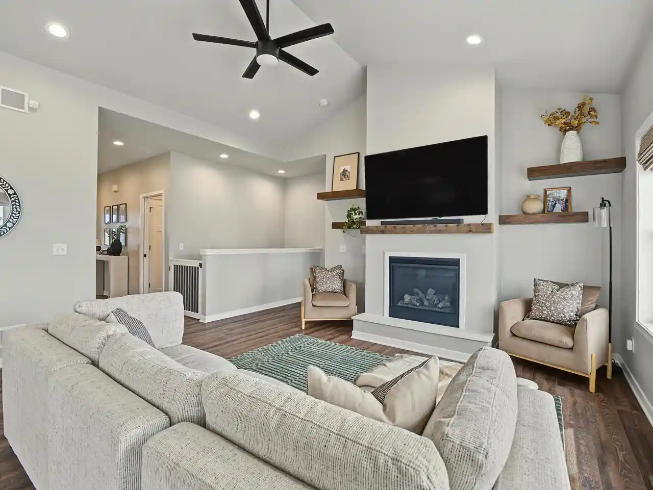 Photo 3 of Single family home for sale at 727 Badger Dr, Evansville, WI 53536 | MLS# 2031209 | Listing updated on 2026-09-22