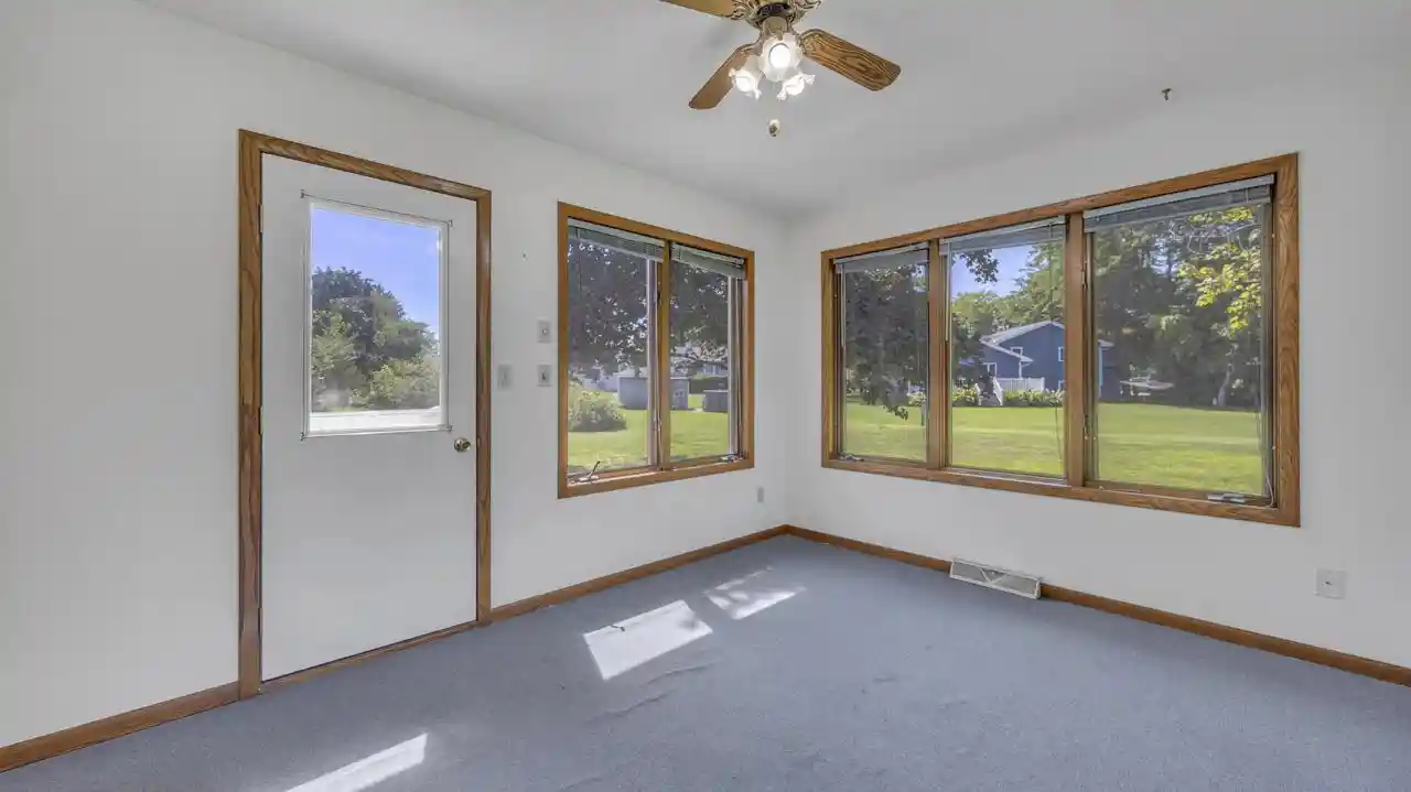 Photo 3 of Single family home for sale at 542 Wakefield Avenue Avenue, Fond Du Lac, WI 54935 | MLS# 1977665 | Listing updated on 2026-09-02
